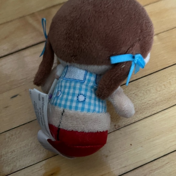 Hallmark itty bitty The Wizard of Oz mini Dorthy plush - Picture 4 of 4